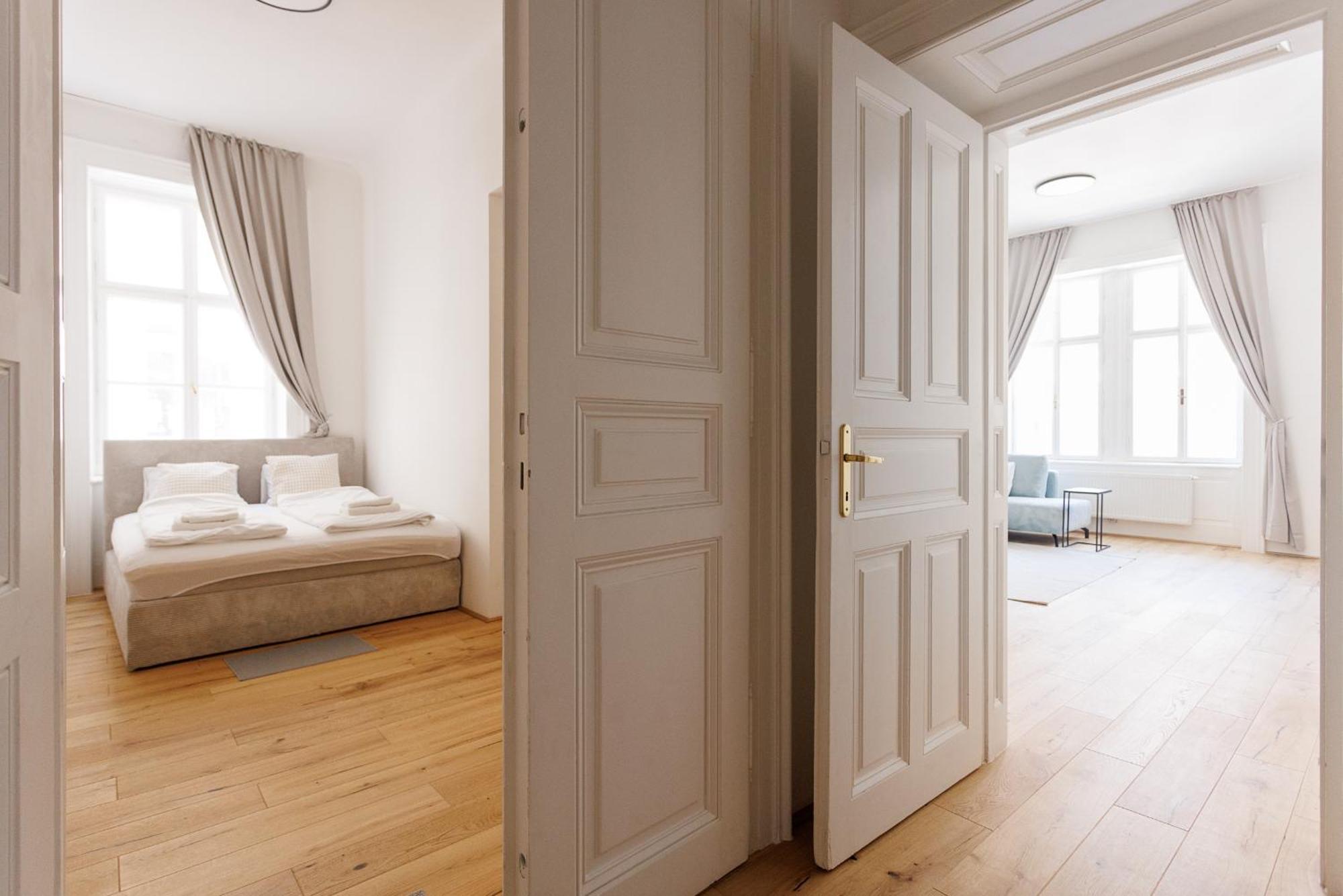 4Ty3 Apartments - Stadtpark City Apartment Is Calling Vienna Exterior photo